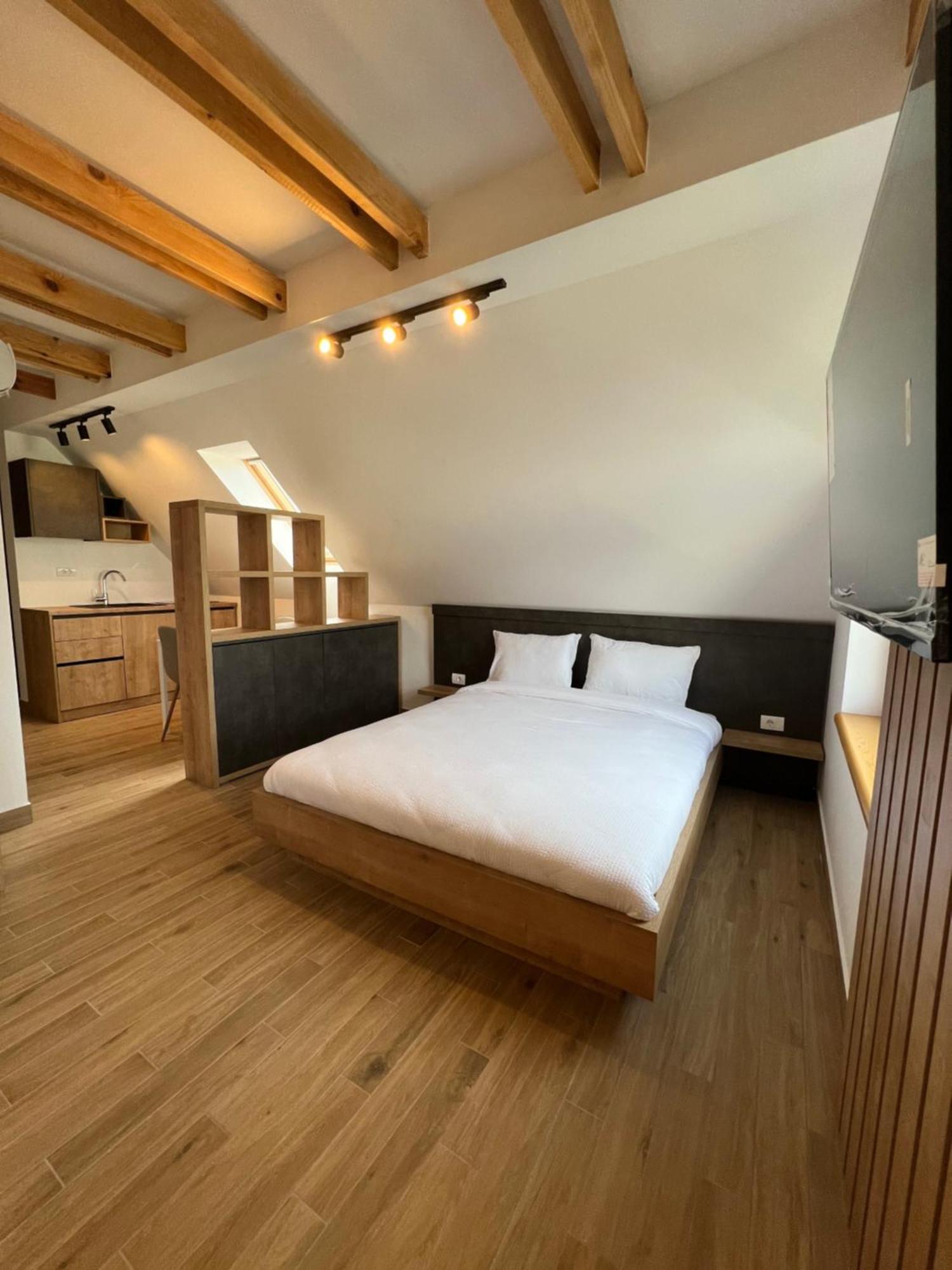 Zlatni Odmor Aparthotel Zlatibor Bagian luar foto