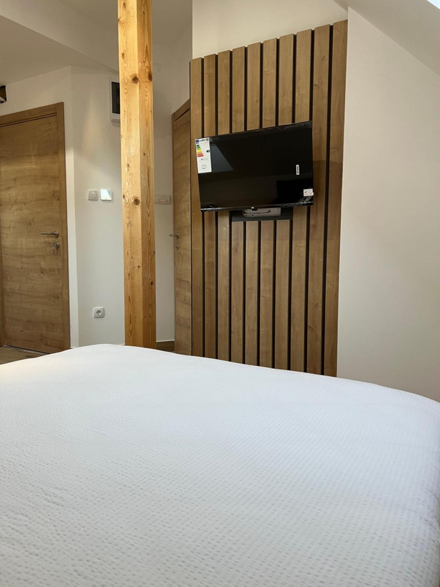 Zlatni Odmor Aparthotel Zlatibor Bagian luar foto